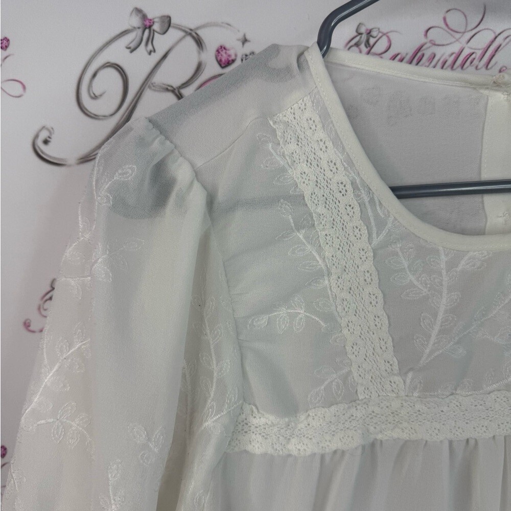 Rebellion T-shirt floral embroidered mesh flowers button up Ivory Floral Blouse - Picture 7 of 12
